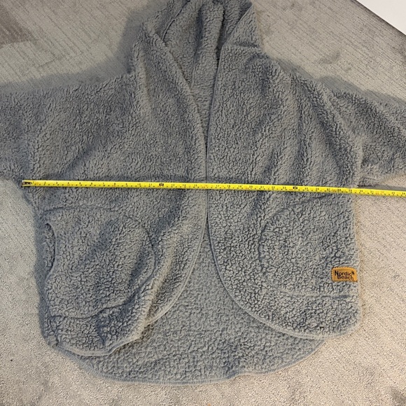 Nordic Beach Women's Plush Gray Teddy Jacket - Picture 5 of 6